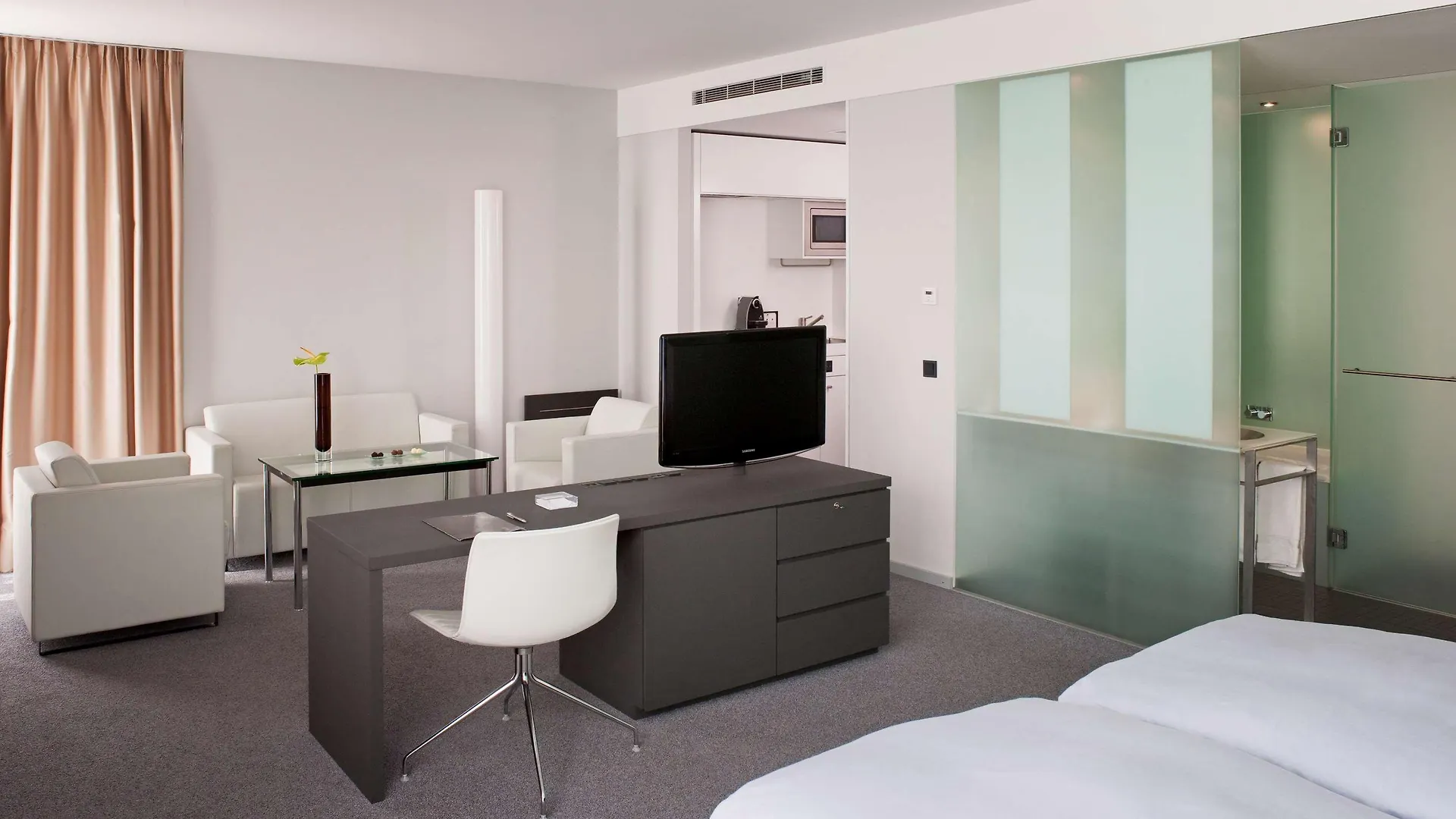 **** Hotel INNSiDE by Meliá Düsseldorf Derendorf Deutschland