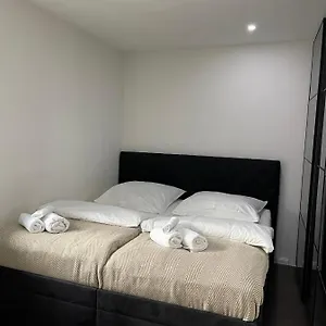 Wohnen Im Reihenhaus Auf Zeit In , Lübeck Deutschland